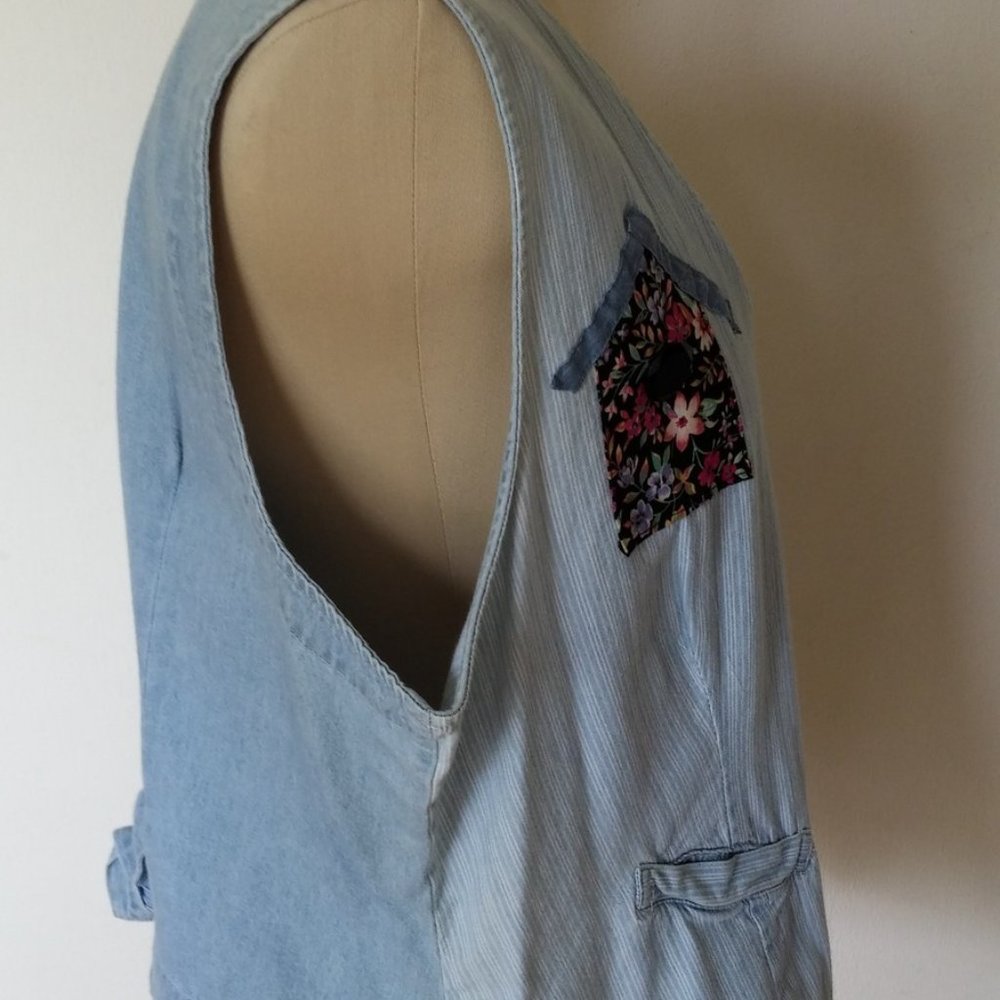 Gloria Vanderbilt Blue Jean Vest Top Birdhouses 2X - Picture 6 of 9